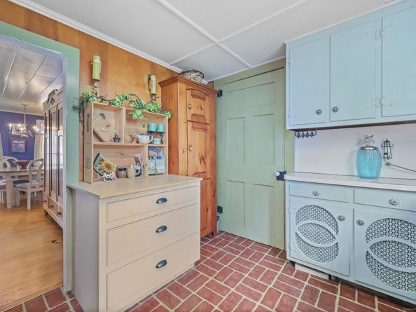 30 Shore Road, Stratford CT 06615
