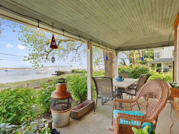30 Shore Road, Stratford CT 06615