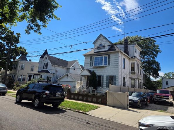 9424 107th Street, Ozone Park NY 11416