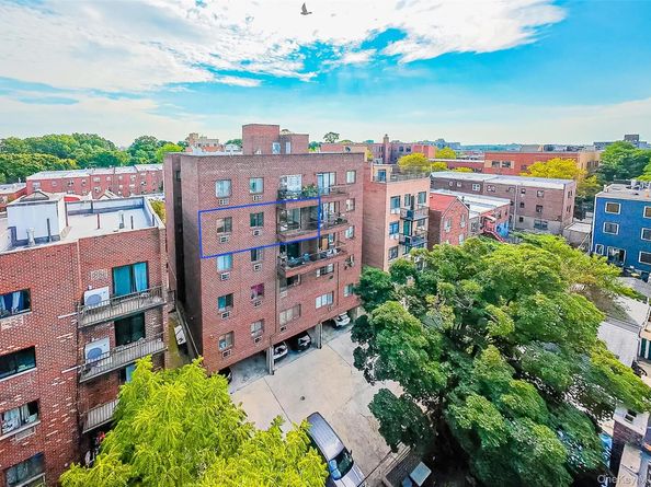 41-58 71st Street 4B, Woodside NY 11377