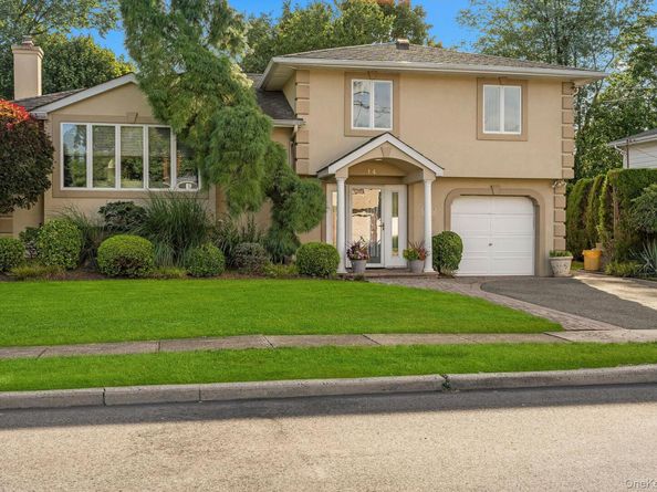 14 Kay Street, Jericho NY 11753