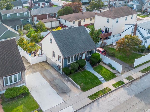142 Washington Avenue, Valley Stream NY 11580
