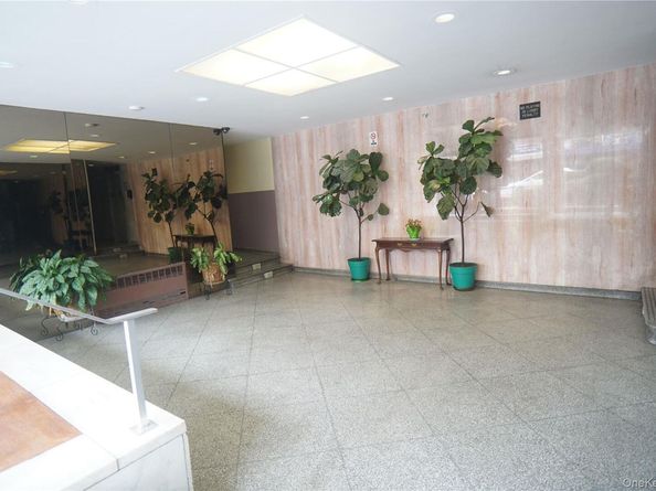 63-45 Saunders Street 3G, Rego Park NY 11374