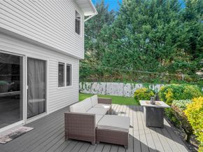 24 Biltmore Avenue Extension, Oakdale NY 11769