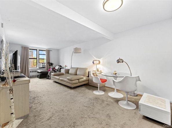 2830 Briggs Avenue 4C, Bronx NY 10458