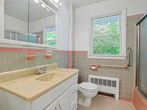 24 Virginia Lane, Thornwood NY 10594