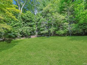 24 Virginia Lane, Thornwood NY 10594