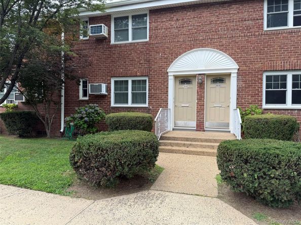 226-09 Union Turnpike B, Oakland Gardens NY 11364