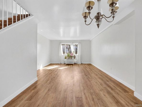 150 Glenwood Avenue F5, Yonkers NY 10703