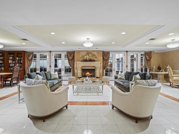 427 Trump Park 427A, Shrub Oak NY 10588