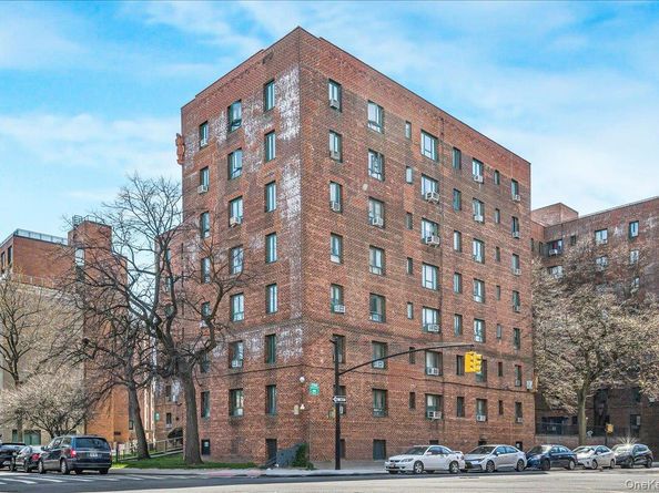 1700 Metropolitan Avenue 4F, Bronx NY 10462