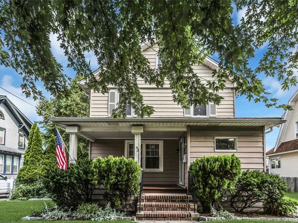 43 Elm Street, Lynbrook NY 11563