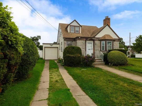 1503 Paul Street, Baldwin NY 11510