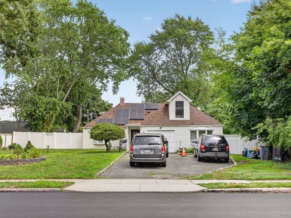 81 S Bedford Avenue, Islandia NY 11749