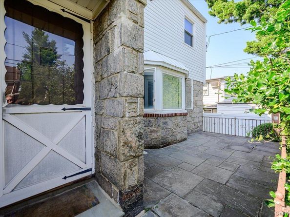 1080 Roselle Place, Woodmere NY 11598