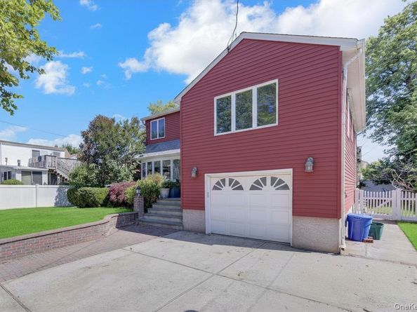 3477 Woodward Street, Oceanside NY 11572