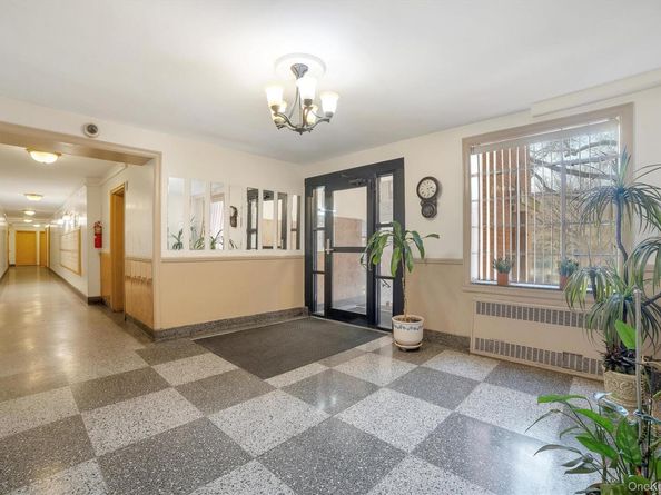 2750 Olinville Avenue 1K, Bronx NY 10467