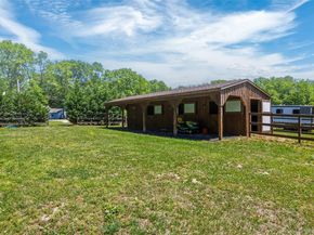 2 North Street, Manorville NY 11949