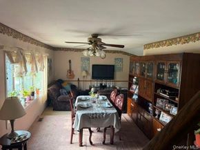 8 Wantagh Avenue, East Islip NY 11730