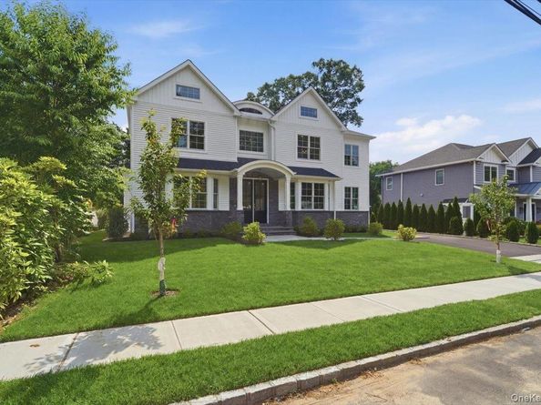 96 Shadyside Avenue, Port Washington NY 11050
