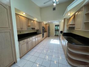 60 Winston Drive, Smithtown NY 11787