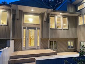 60 Winston Drive, Smithtown NY 11787
