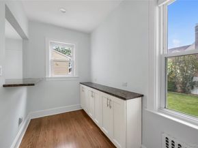 309 Marcellus Road, Mineola NY 11501
