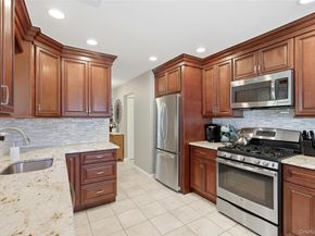 10 Pheasant Trail, Coram NY 11727
