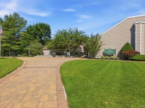 10 Pheasant Trail, Coram NY 11727