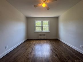 3083 49th Street, Astoria NY 11103