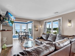998 Pacific Street, Lindenhurst NY 11757