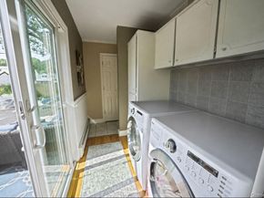 7 Resiak Court, Holbrook NY 11741