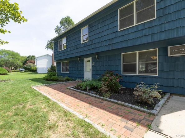 8 Long Meadow Place, South Setauket NY 11720
