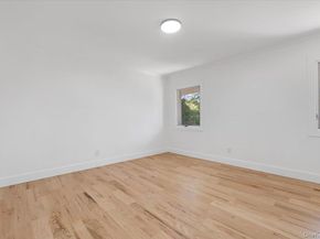 77 Bounty Lane, Jericho NY 11753