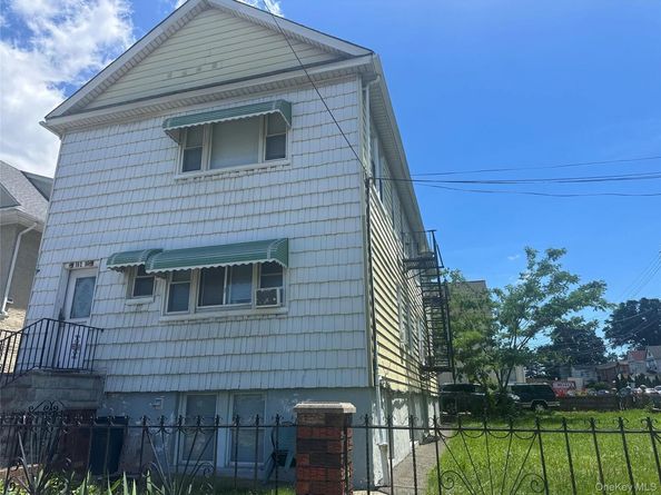 102-06 27th Avenue, East Elmhurst NY 11369