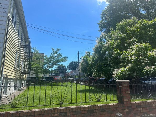 102-06 27th Avenue, East Elmhurst NY 11369