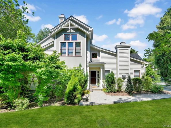 35 Landing Drive, Dobbs Ferry NY 10522