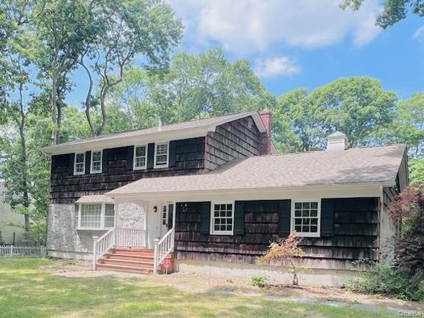 37 Sunset Drive, Shirley NY 11967