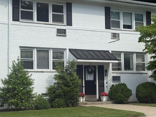 27 Avon Circle D, Port Chester NY 10573