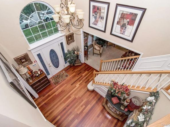 26 Woodstork Drive, Mount Sinai NY 11766