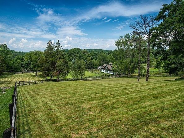 34-42 Boutonville Road, Pound Ridge NY 10576