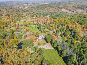 34-42 Boutonville Road, Pound Ridge NY 10576