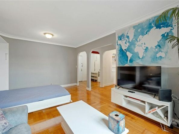 2025 Valentine Avenue 6B, Bronx NY 10457