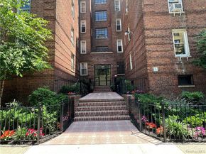 2080 Barnes Avenue 5B, Bronx NY 10462