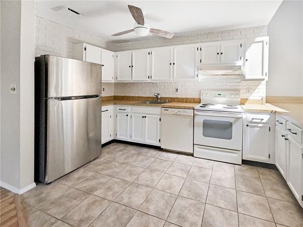 359 Jamaica Avenue, Medford NY 11763