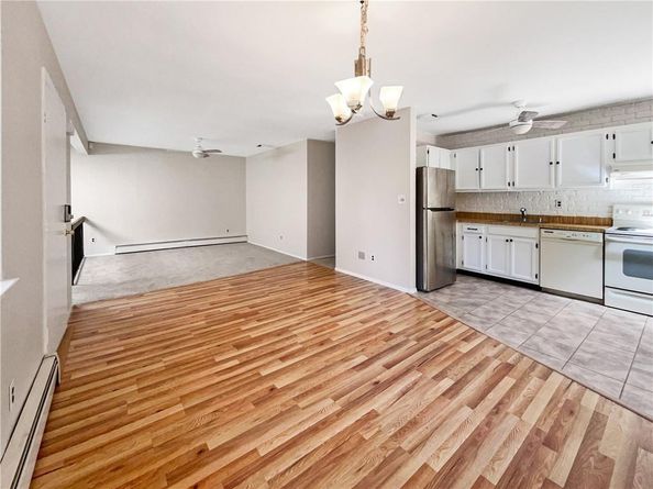 359 Jamaica Avenue, Medford NY 11763