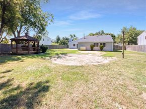 359 Jamaica Avenue, Medford NY 11763