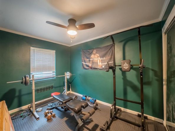 218-12 73rd Avenue 401A1, Oakland Gardens NY 11364