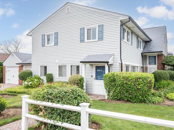1901 New Hyde Park Road, New Hyde Park NY 11040