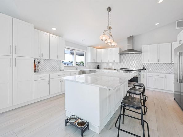 390 E Shore Road, Lindenhurst NY 11757